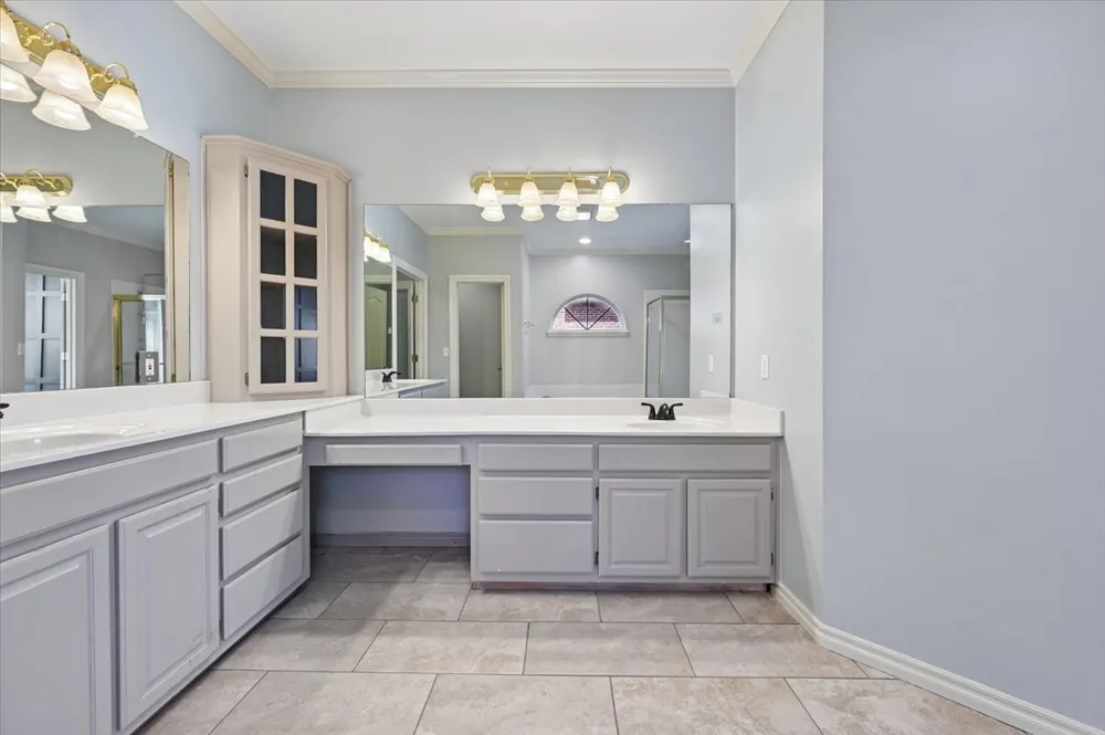 9822 E 83rd Place Tulsa, OK 74133