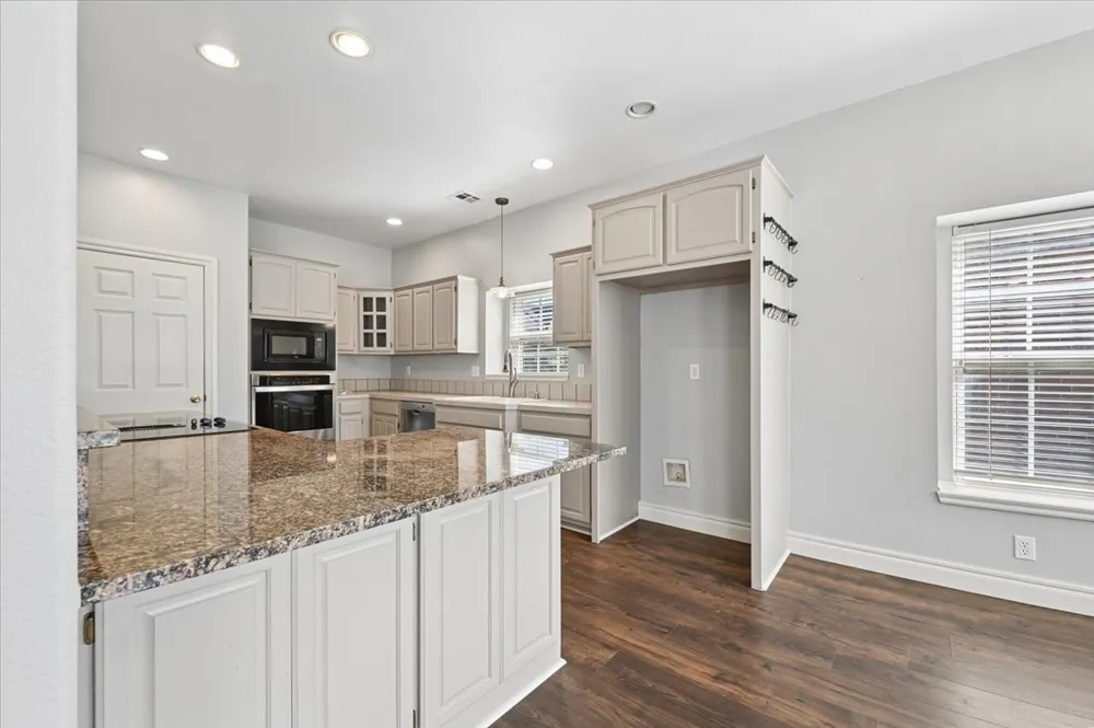 9822 E 83rd Place Tulsa, OK 74133