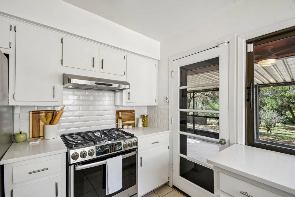 405 Battle Bend Boulevard Austin, TX 78745