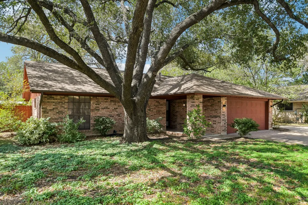 405 Battle Bend Boulevard Austin, TX 78745