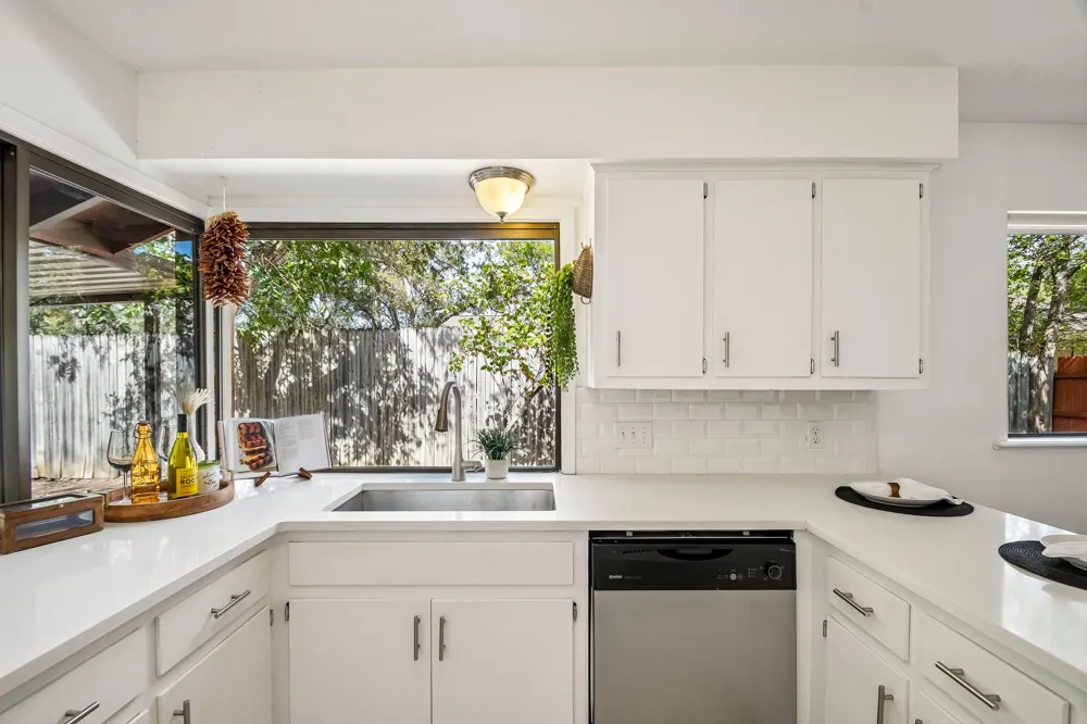 405 Battle Bend Boulevard Austin, TX 78745