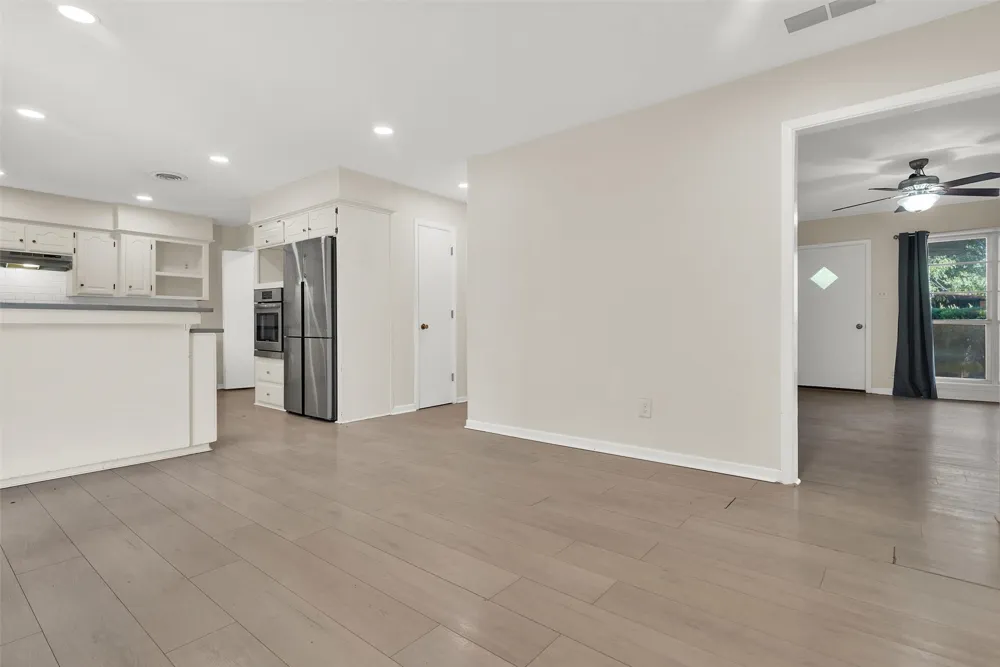 2500 W Elm Street Denison, TX 75020