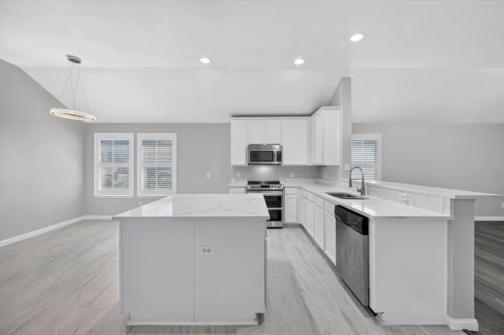 3203 Yeltes Grand Prairie, TX 75054