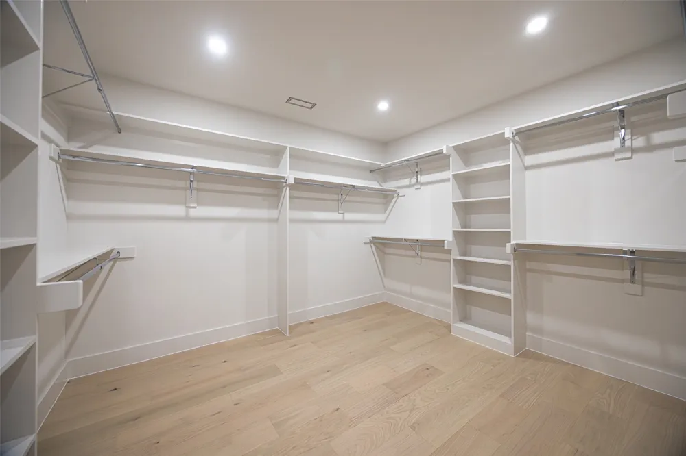 7512 Woodstone Lane Dallas, TX 75248
