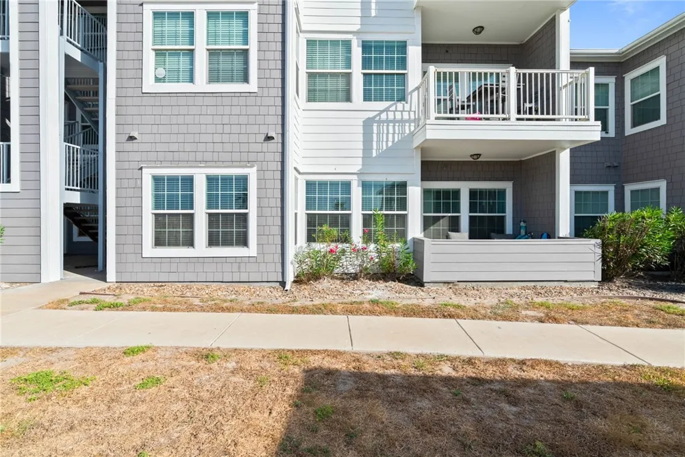 14802 Whitecap Boulevard #3-106 Corpus Christi, TX 78418