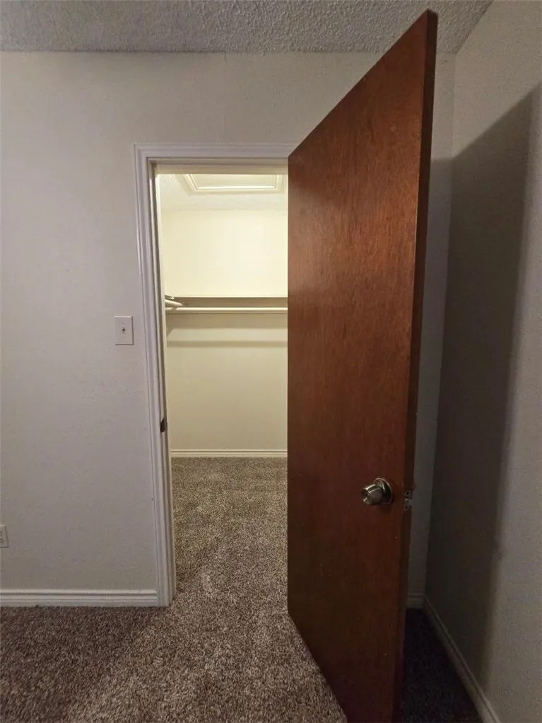 5166 Middlecoff Road #B Corpus Christi, TX 78413