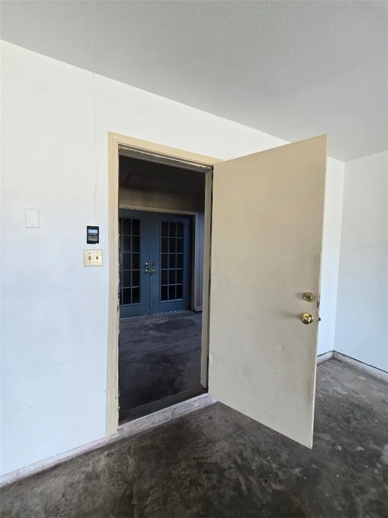 5166 Middlecoff Road #B Corpus Christi, TX 78413