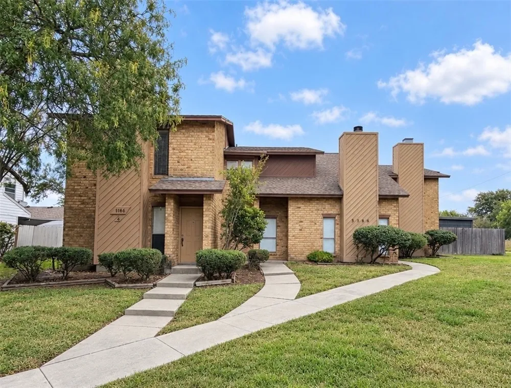 5166 Middlecoff Road #B Corpus Christi, TX 78413