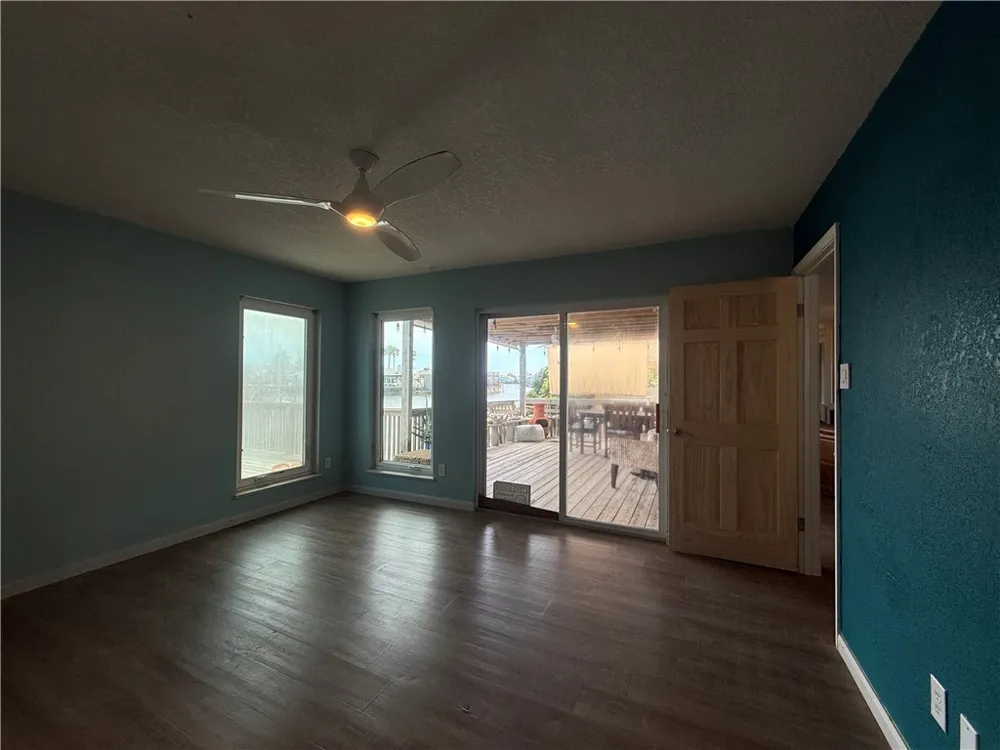 15310 Yardarm Court Corpus Christi, TX 78418