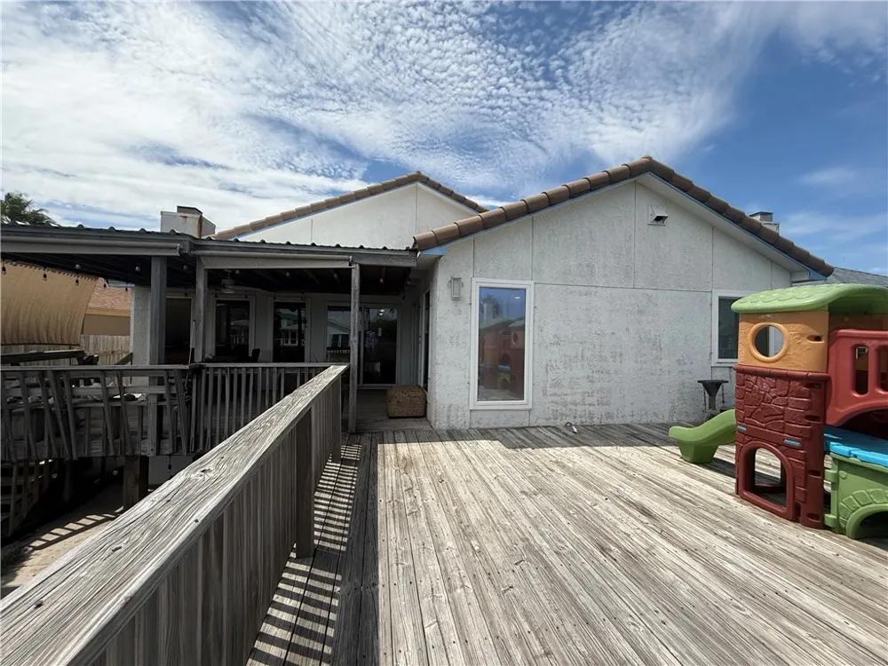 15310 Yardarm Court Corpus Christi, TX 78418