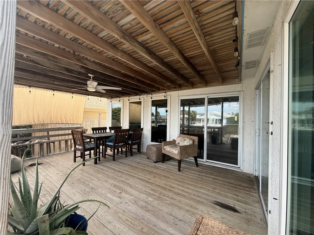 15310 Yardarm Court Corpus Christi, TX 78418