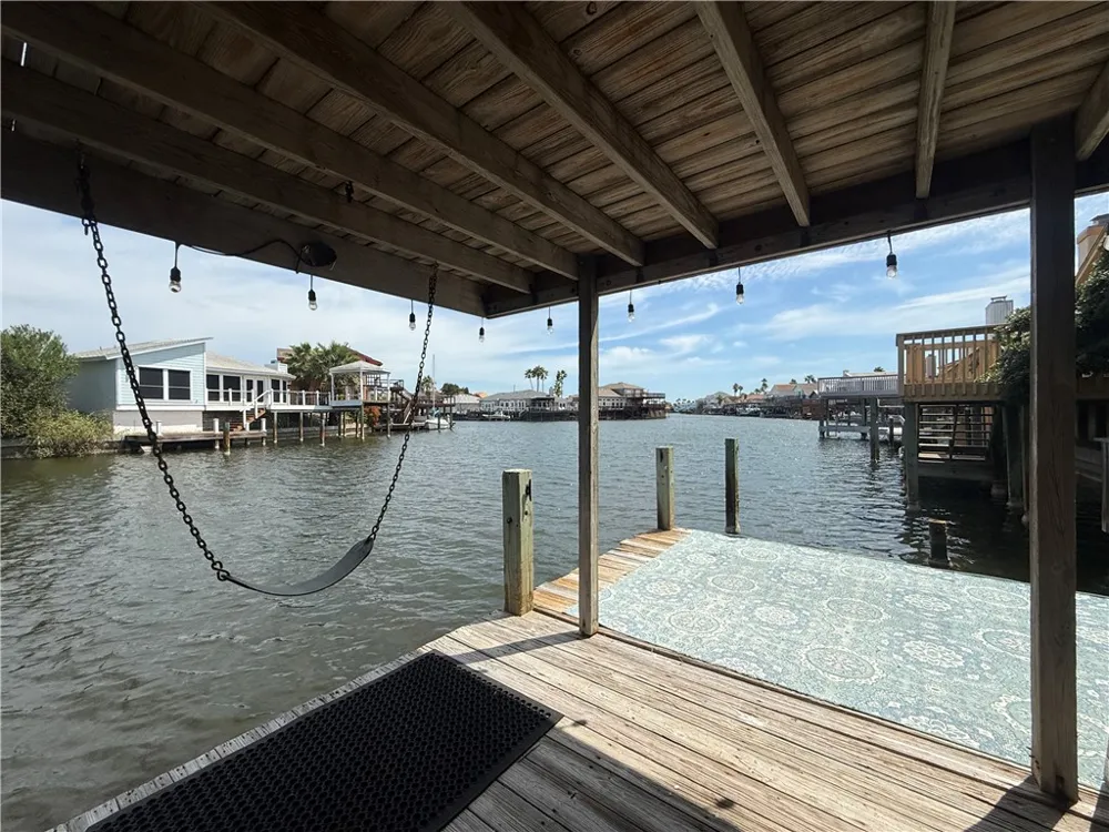 15310 Yardarm Court Corpus Christi, TX 78418
