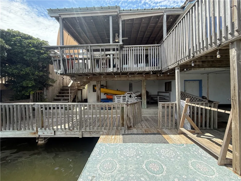 15310 Yardarm Court Corpus Christi, TX 78418