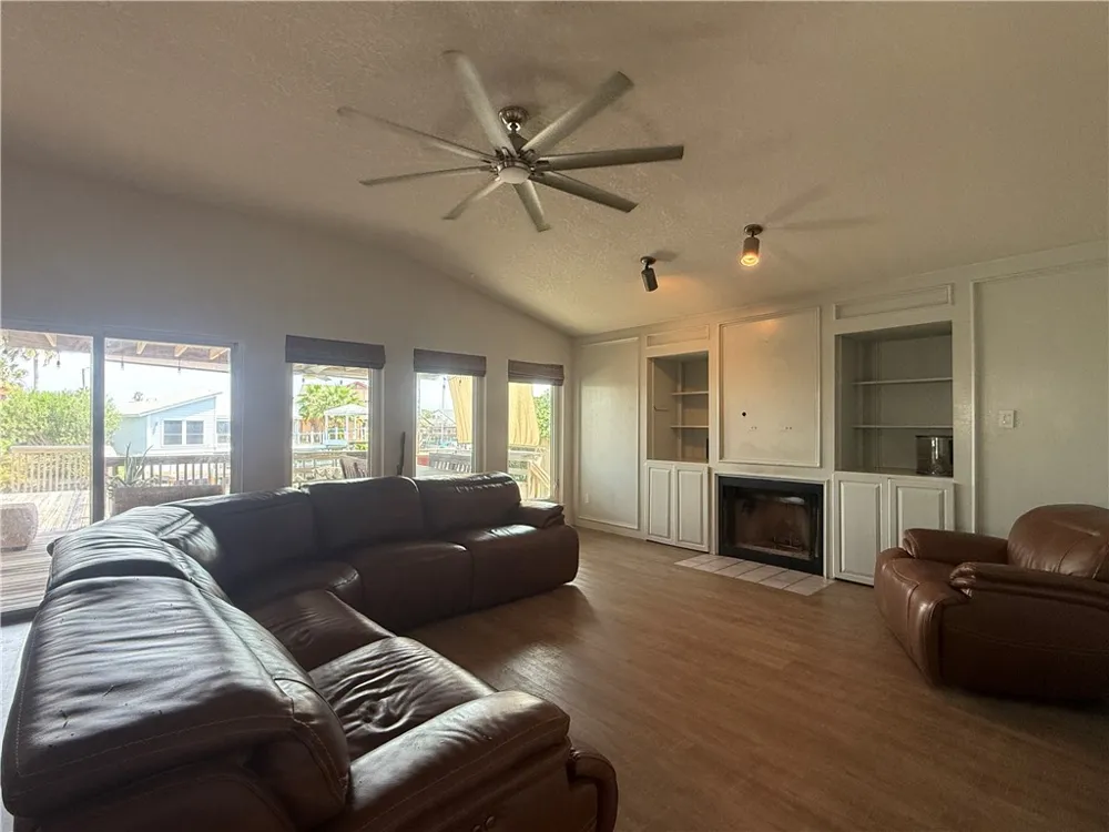 15310 Yardarm Court Corpus Christi, TX 78418