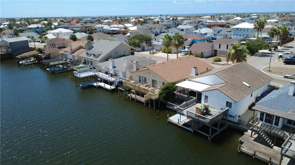 15310 Yardarm Court Corpus Christi, TX 78418