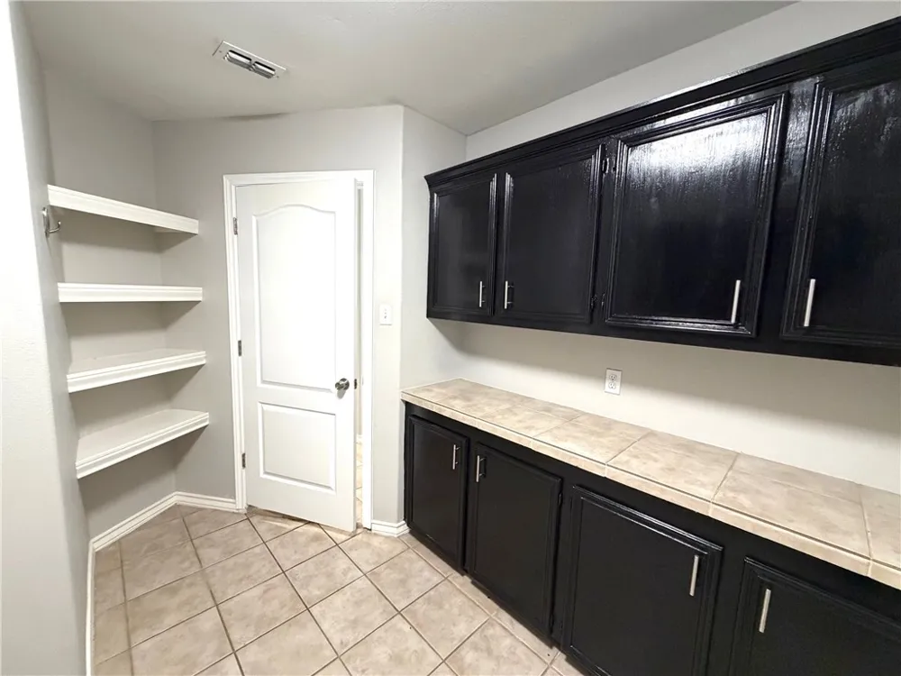 6622 Samba Drive Corpus Christi, TX 78414