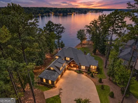 131 Carolyn DR
