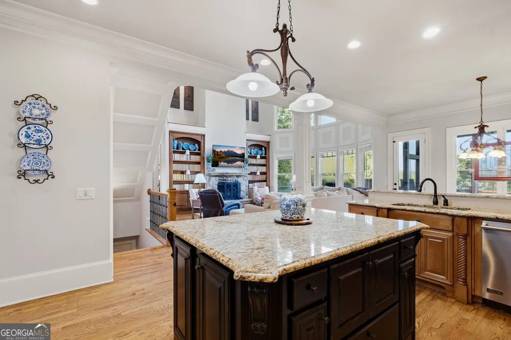 7395 Crestline DR Dawsonville, GA 30534
