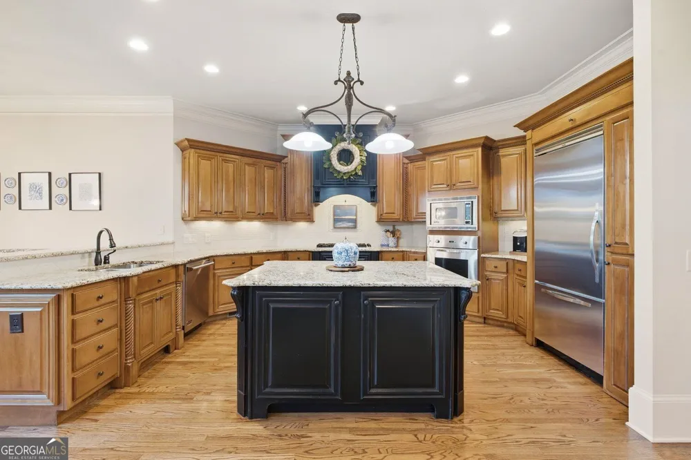 7395 Crestline DR Dawsonville, GA 30534