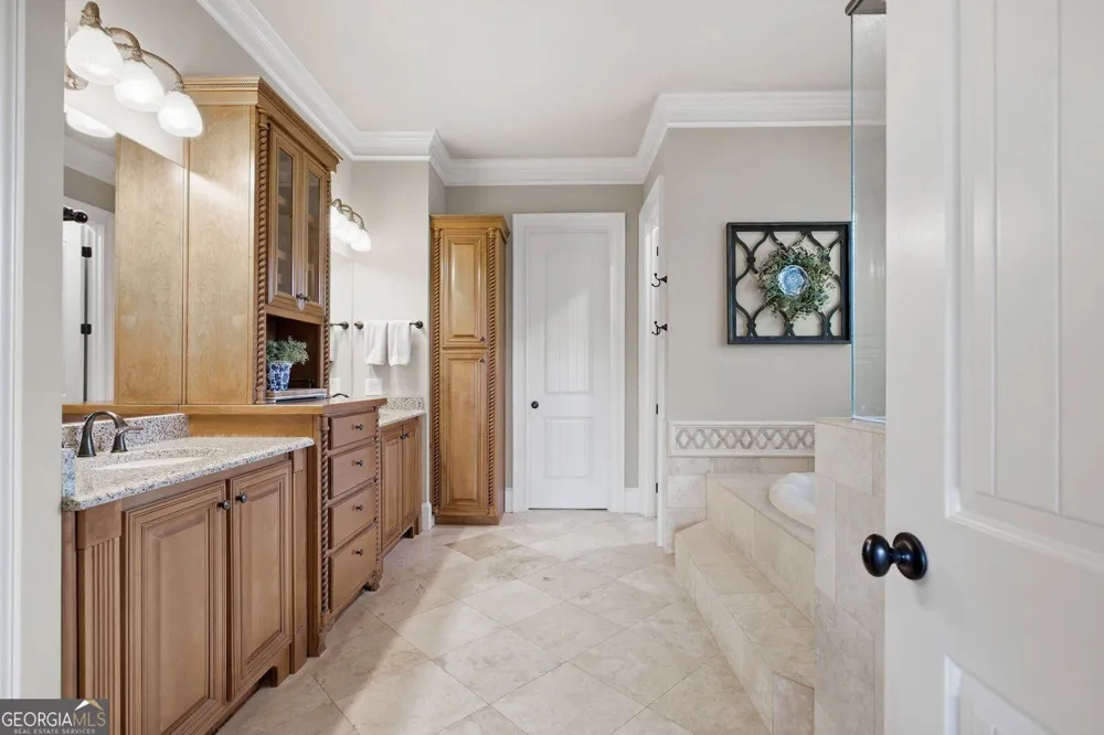 7395 Crestline DR Dawsonville, GA 30534