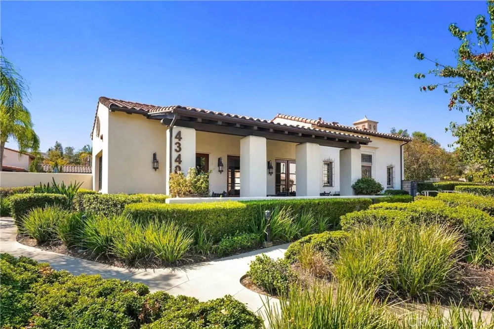4304 Owens Corona, CA 92883