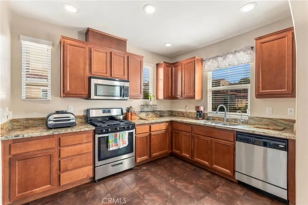4304 Owens Corona, CA 92883