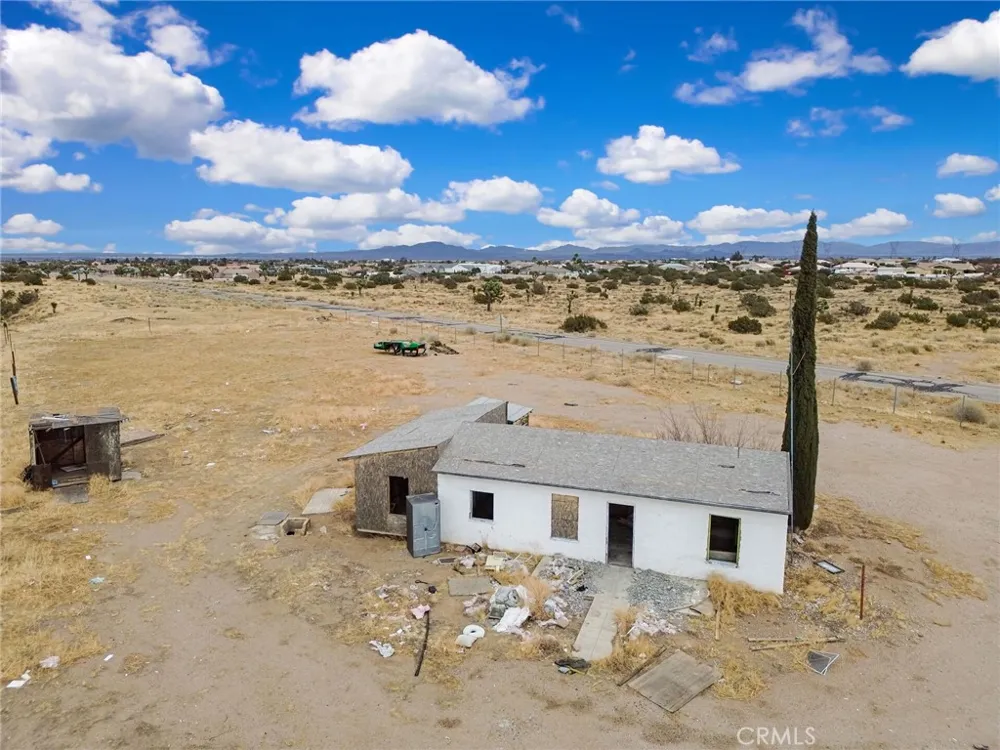 9770 Verbena Hesperia, CA 92344