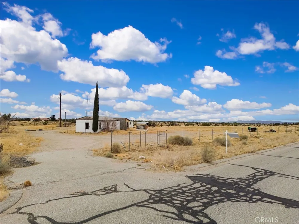 9770 Verbena Hesperia, CA 92344