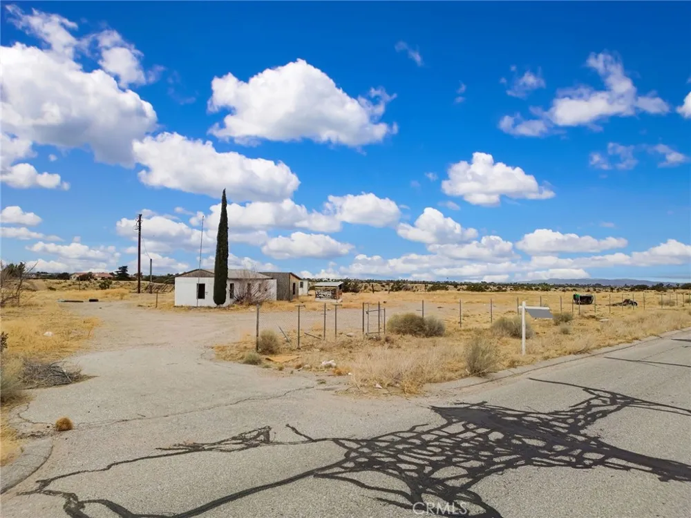 9770 Verbena Hesperia, CA 92344