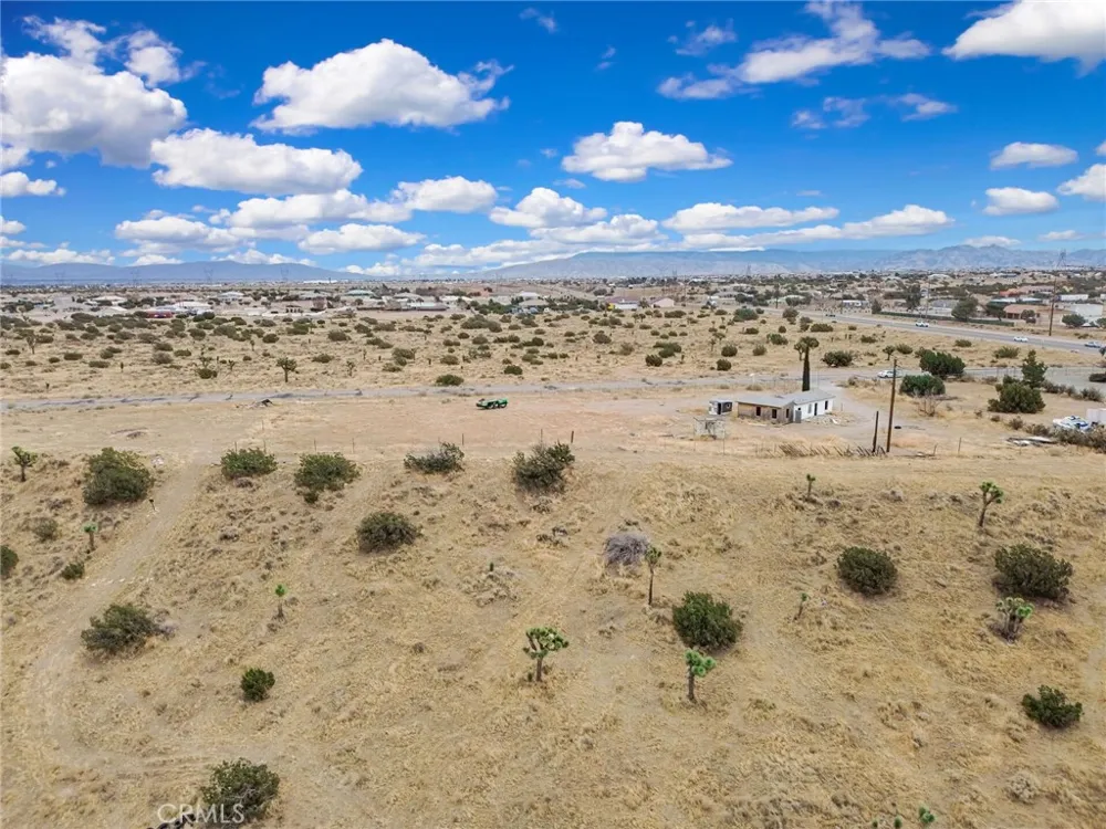 9770 Verbena Hesperia, CA 92344