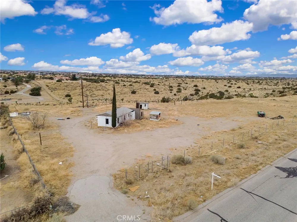 9770 Verbena Hesperia, CA 92344