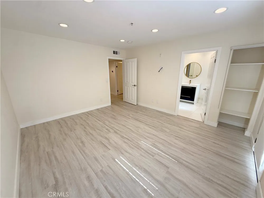 10894 Olinda Street #123 Sun Valley, CA 91352