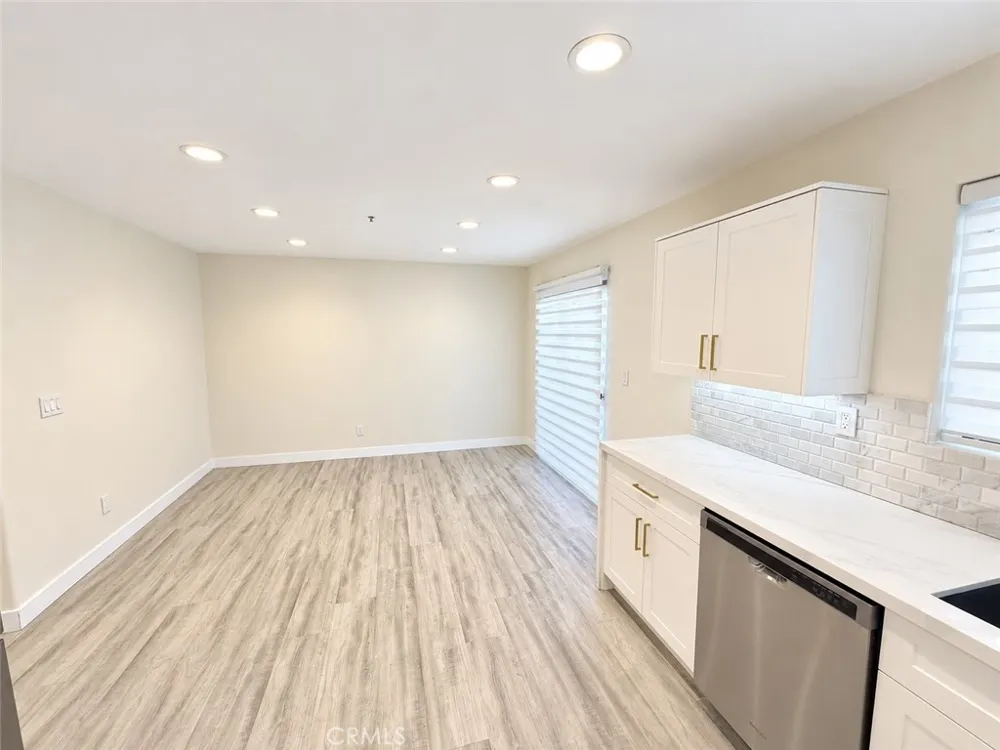 10894 Olinda Street #123 Sun Valley, CA 91352
