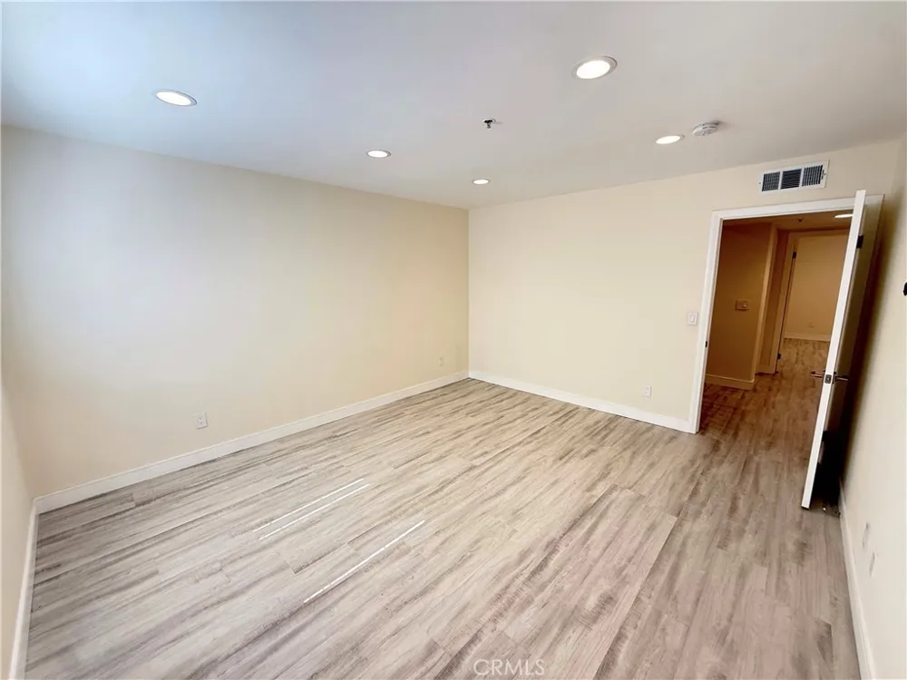 10894 Olinda Street #123 Sun Valley, CA 91352