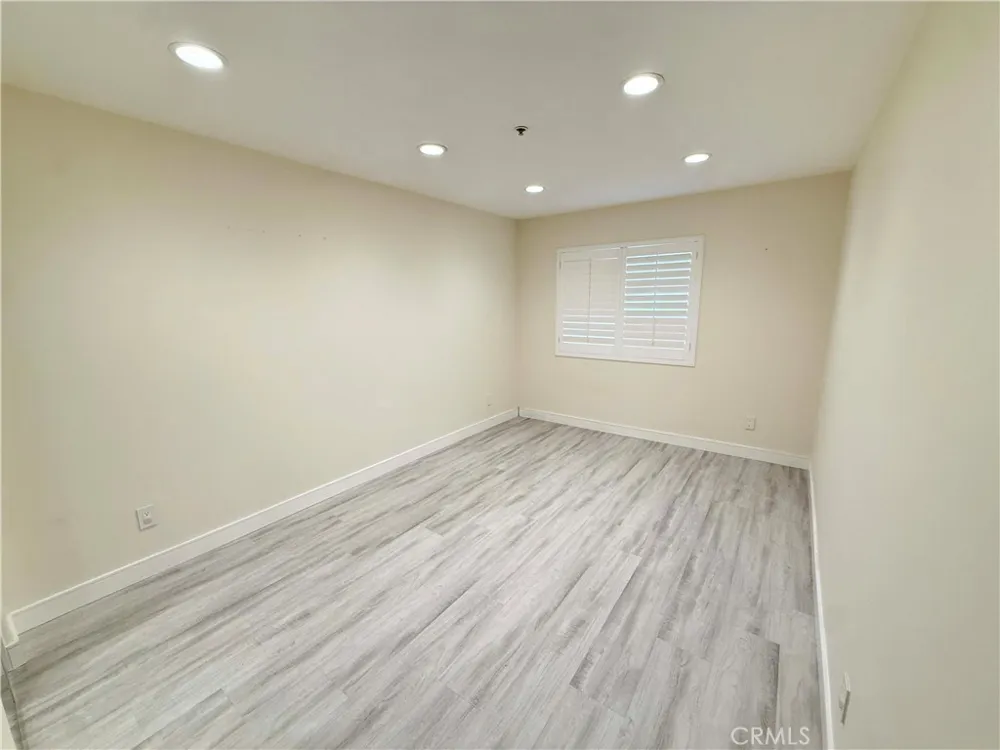 10894 Olinda Street #123 Sun Valley, CA 91352