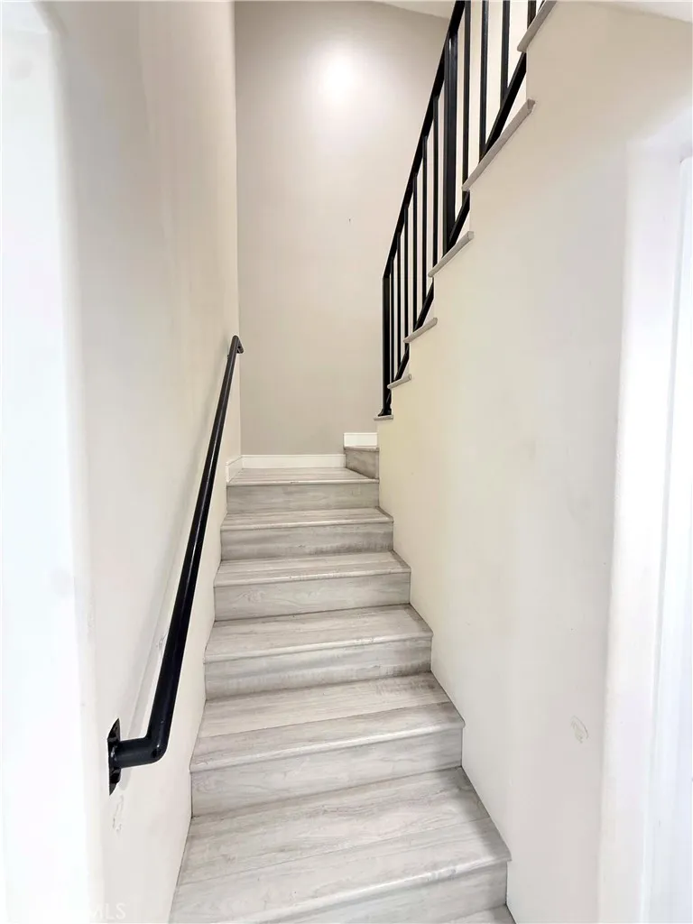 10894 Olinda Street #123 Sun Valley, CA 91352