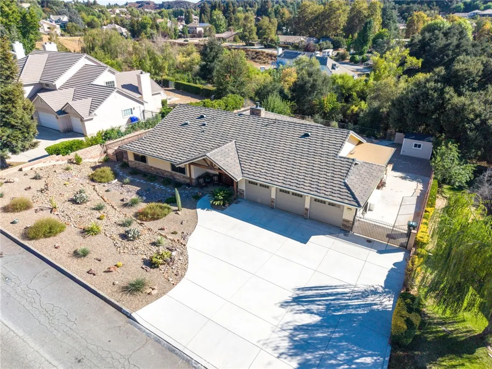 37297 Ironwood Drive Yucaipa, CA 92399