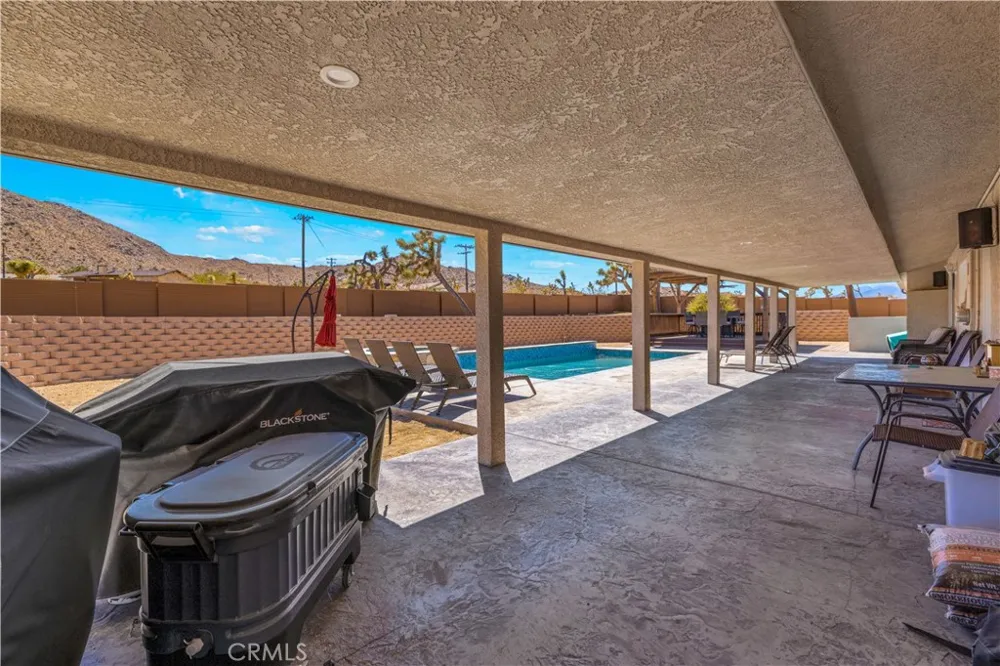 60171 Pueblo Trail Joshua Tree, CA 92252
