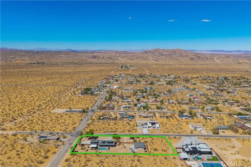60171 Pueblo Trail Joshua Tree, CA 92252