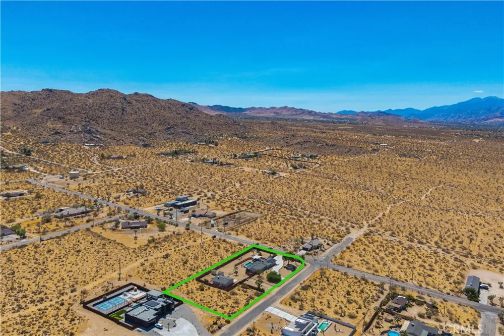 60171 Pueblo Trail Joshua Tree, CA 92252