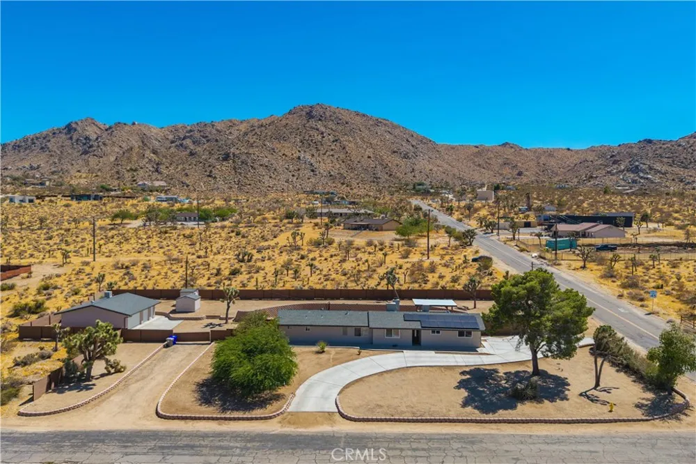 60171 Pueblo Trail Joshua Tree, CA 92252