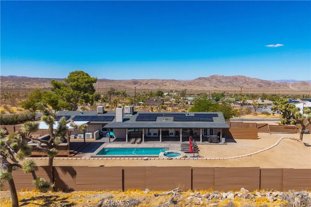60171 Pueblo Trail Joshua Tree, CA 92252