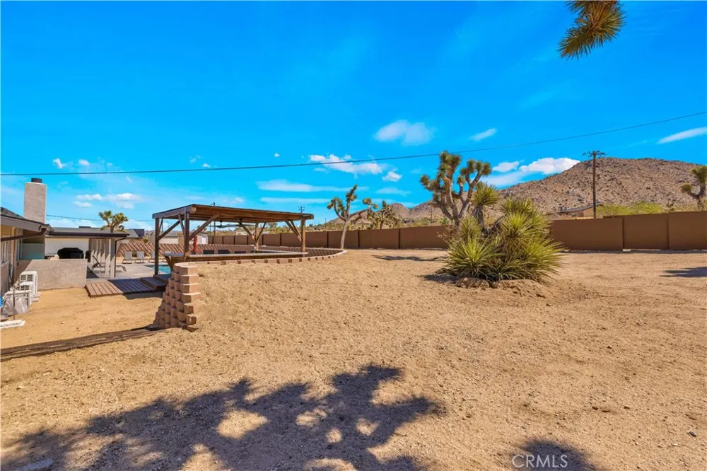 60171 Pueblo Trail Joshua Tree, CA 92252