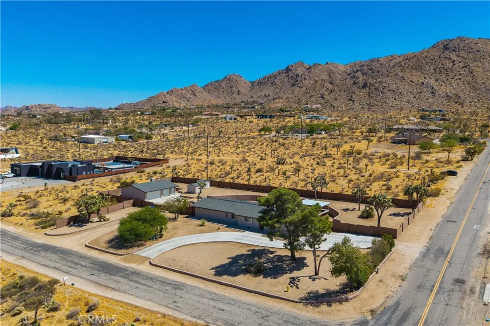 60171 Pueblo Trail Joshua Tree, CA 92252