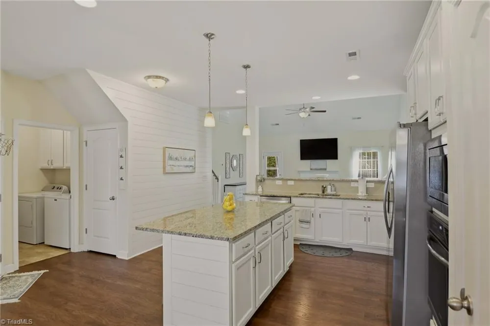 4558 Jasper Ridge Drive Clemmons, NC 27012