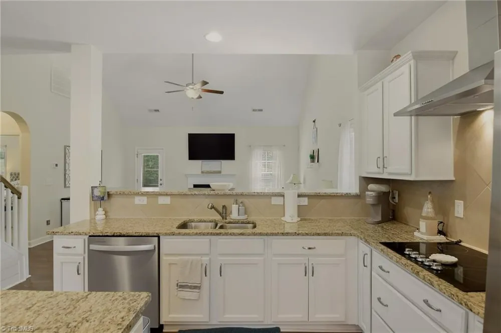 4558 Jasper Ridge Drive Clemmons, NC 27012