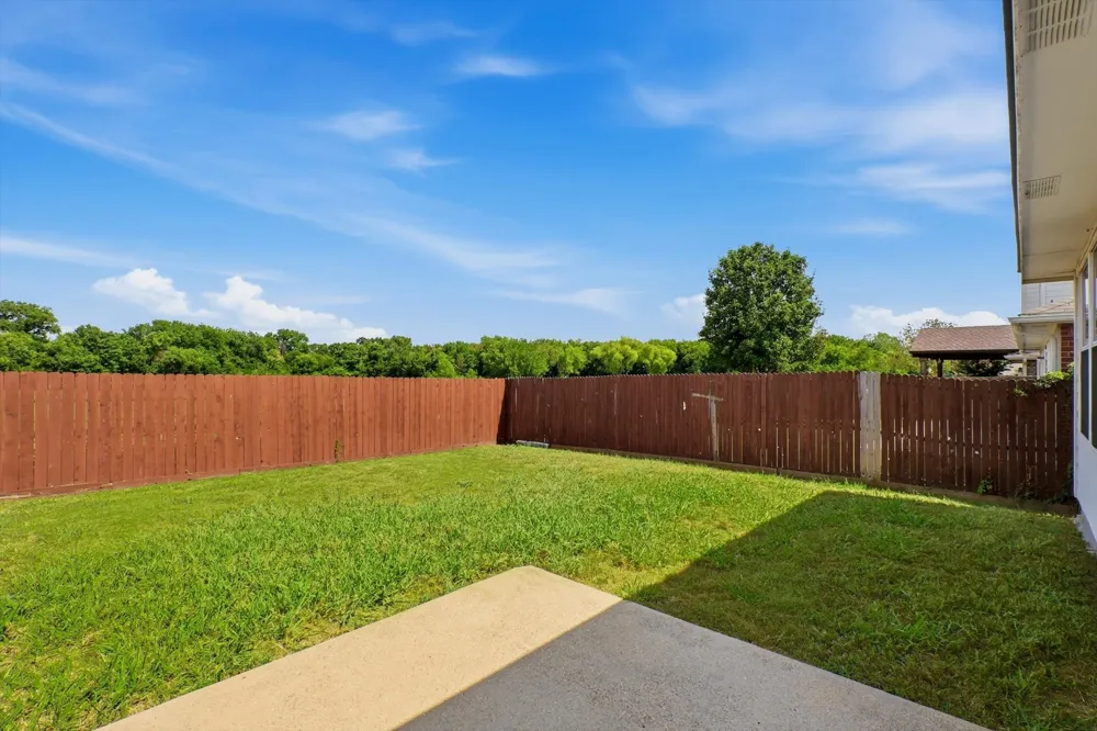 652 Lincoln Avenue Lavon, TX 75166