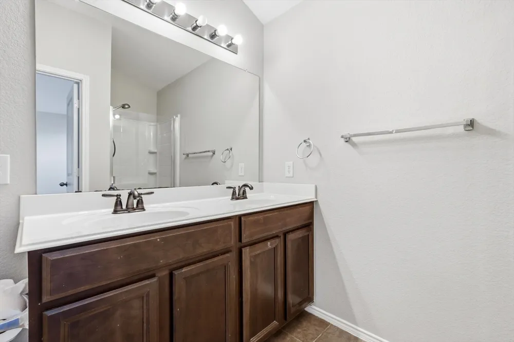 652 Lincoln Avenue Lavon, TX 75166
