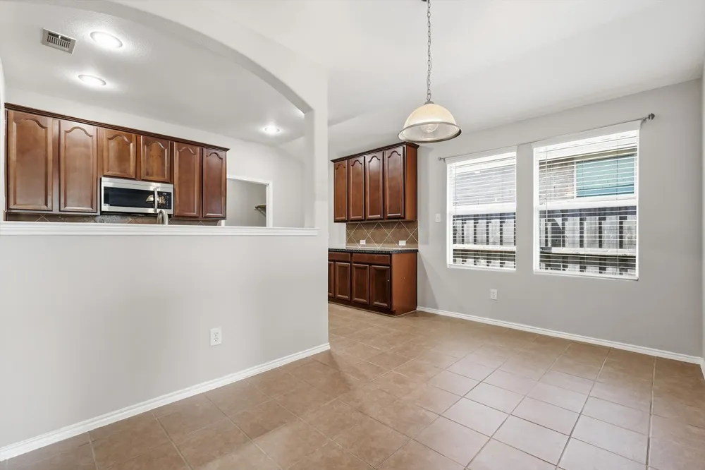 652 Lincoln Avenue Lavon, TX 75166