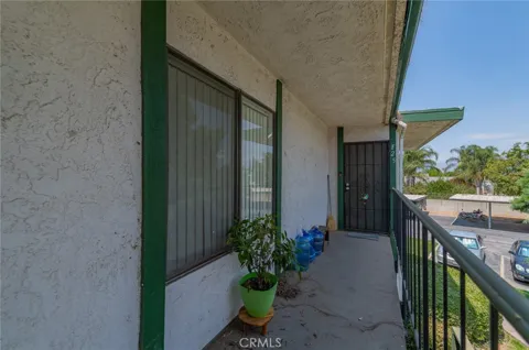 1735 E Washington Street #F-25